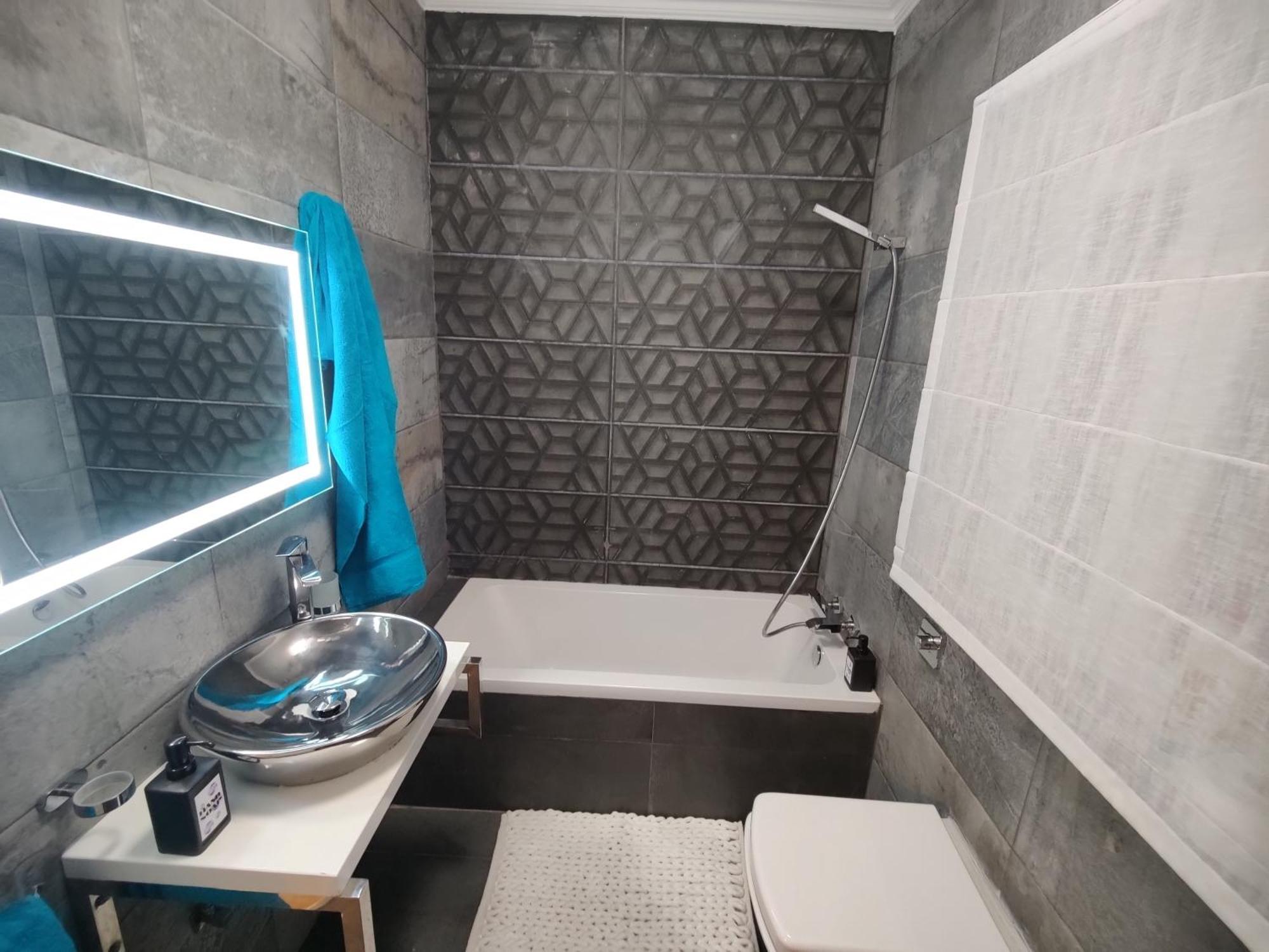 Central Modern Sliema 2 Bedroom Apartment Екстериор снимка